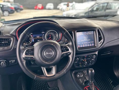 Jeep COMPASS TRAILHAWK 2.0 4x4 Dies. 16V Aut.