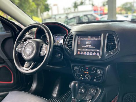 Jeep COMPASS TRAILHAWK 2.0 4x4 Dies. 16V Aut.