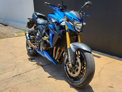 SUZUKI GSX-S 750