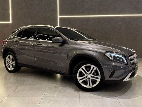 Mercedes GLA 200 Vision 1.6/1.6 TB 16V Flex Aut.