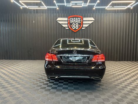 Mercedes E-250 CGI Avantgarde 2.0 TB 211cv Aut.