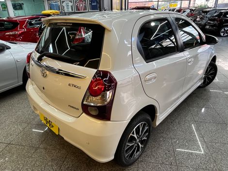 Toyota ETIOS PLATINUM 1.5 Flex 16V 4p Aut.