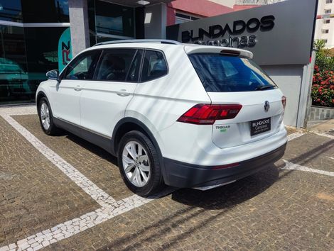 VolksWagen TIGUAN Allspac Comf 250 TSI 1.4 Flex