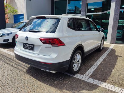 VolksWagen TIGUAN Allspac Comf 250 TSI 1.4 Flex