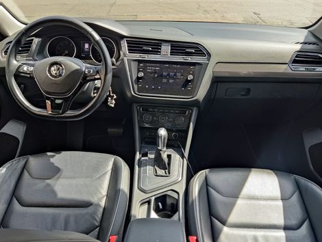 VolksWagen TIGUAN Allspac Comf 250 TSI 1.4 Flex