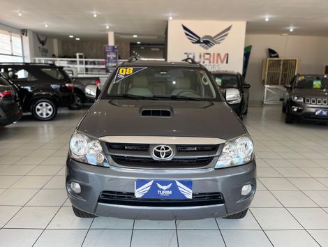 Toyota Hilux SW4 SRV D4-D 4x4 3.0 TDI Dies. Aut