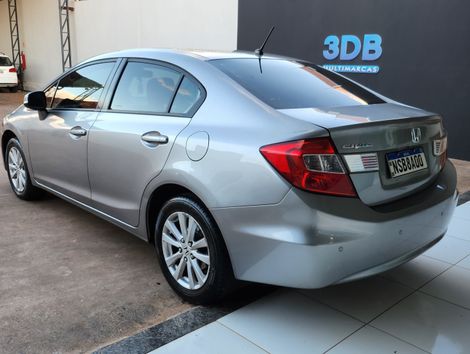 Honda Civic Sedan LXS 1.8/1.8 Flex 16V Aut. 4p