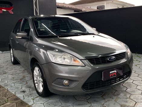 Ford Focus Sedan 2.0 16V/2.0 16V Flex 4p Aut.