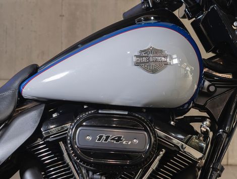 Harley STREET GLIDE SPECIAL FLHXS