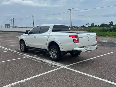 Mitsubishi L200 Triton Sport 2.4 DID-H HPE-S Top 4WD (Aut)