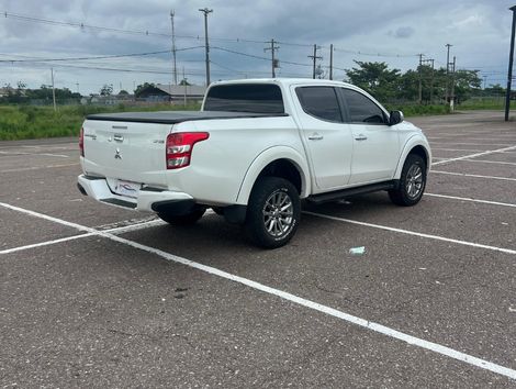 Mitsubishi L200 Triton Sport 2.4 DID-H HPE-S Top 4WD (Aut)