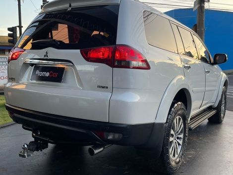 Mitsubishi Pajero 3.2 DI-D HD 4WD