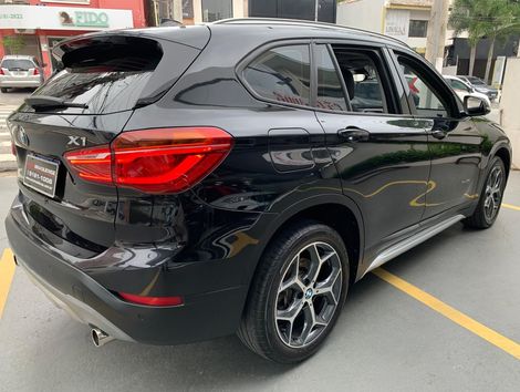 BMW X1 SDRIVE 20i X-Line 2.0 TB Active Flex