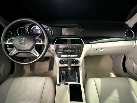 Mercedes C-180 CGI Classic 1.8 16V 156cv Aut.