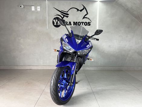 YAMAHA YZF R-3 321/ABS