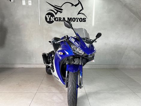 YAMAHA YZF R-3 321/ABS