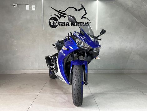 YAMAHA YZF R-3 321/ABS