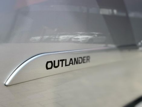 Mitsubishi OUTLANDER COMFORT 2.0 16V Aut.
