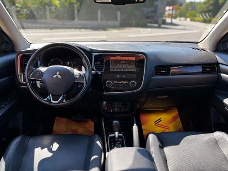 Mitsubishi OUTLANDER COMFORT 2.0 16V Aut.