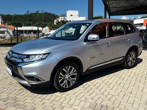Mitsubishi OUTLANDER COMFORT 2.0 16V Aut.