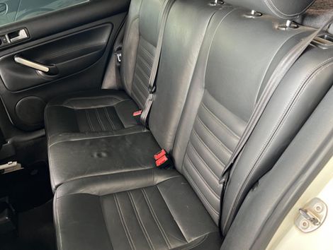 VolksWagen Golf Sportline 1.6 Mi Total Flex 8V 4p