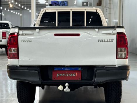 Toyota Hilux CS 4x4 2.8 TDI Diesel Mec.