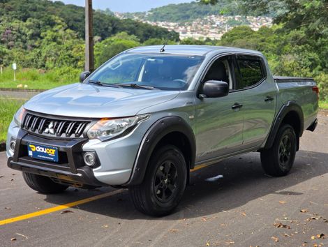 Mitsubishi L200 Tri. Sport Outd. GLX 2.4 4x4 Diesel