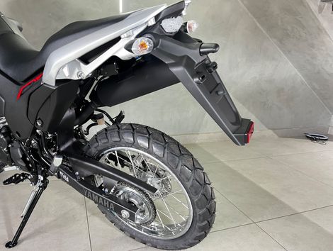 YAMAHA XTZ 250 LANDER CONNECTED