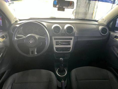 Volkswagen 1.0 MI TRENDLINE 8V FLEX 4P MANUAL