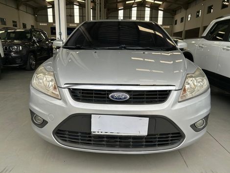 Ford Focus Sedan 2.0 16V/2.0 16V Flex 4p