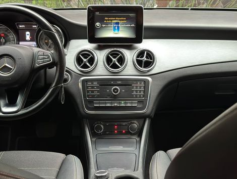 Mercedes GLA 200 Advance 1.6/1.6 TB 16V Flex Aut.