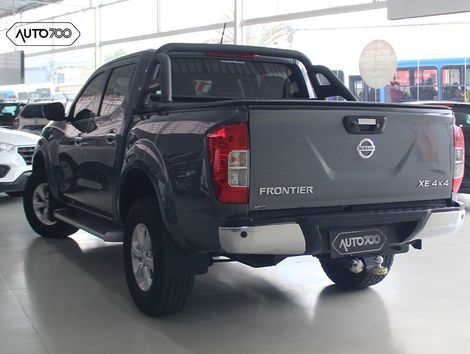 Nissan Frontier XE CD 4x4 2.3 Bi-TB Diesel Aut.