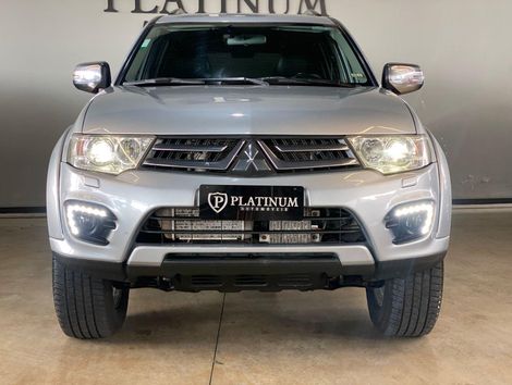Mitsubishi DAKAR HPE 3.2 4x4 T.I Dies 5p Aut 