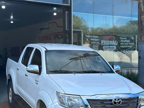 Toyota Hilux CD SRV 4x2 2.7 Flex 16V Aut.