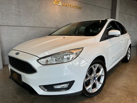 Ford Focus 2.0 16V/SE/SE Plus Flex 5p Aut.