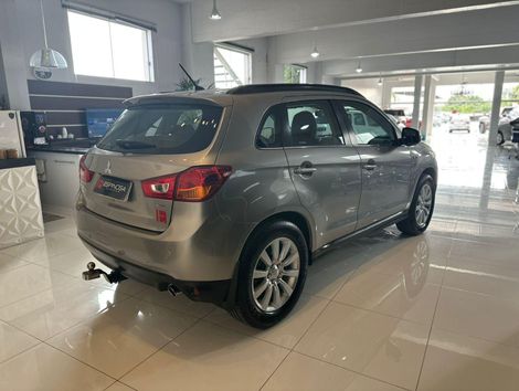 Mitsubishi MC/ 2.0 AWD CVT