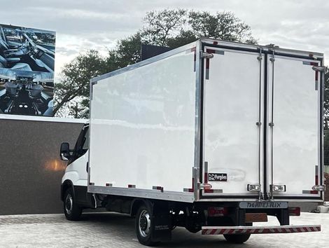 IVECO Daily 3.0 35-150 CS- 3750