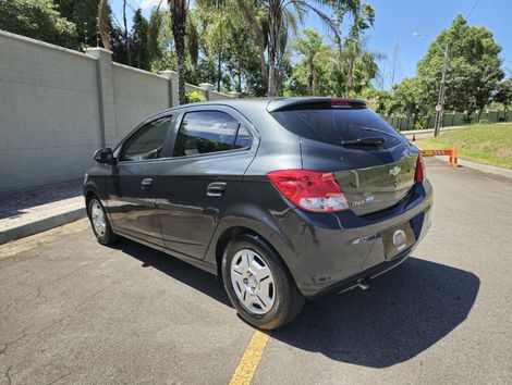 Chevrolet ONIX HATCH Joy 1.0 8V Flex 5p Mec.