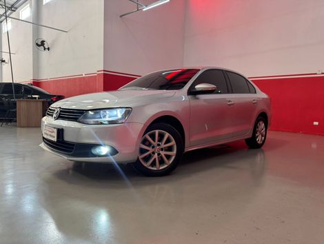 VolksWagen JETTA Comfortline 2.0 T.Flex 8V 4p Tipt.