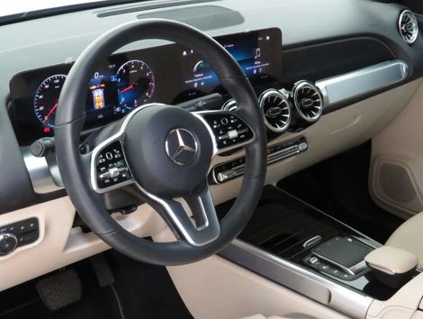 MERCEDES-BENZ 1.3 CGI GASOLINA PROGRESSIVE 7G-DCT