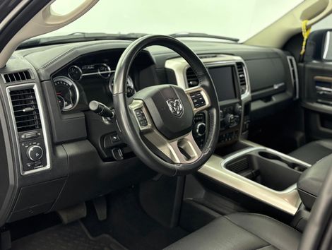RAM CLASSIC LARAMIE 5.7 CD V8 4X4 Aut.