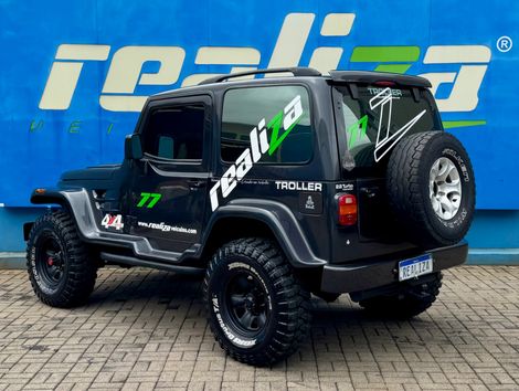 Troller T-4 4x4 2.8 TB Int. Cap. Rígida Diesel