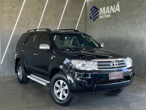 Toyota Hilux SW4 SR 4x2 2.7/ 2.7 Flex 16V Aut.