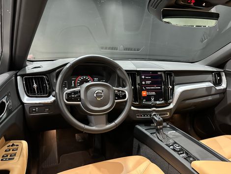 Volvo XC 60 T-5 MOMENTUM 2.0 254cv AWD 5p