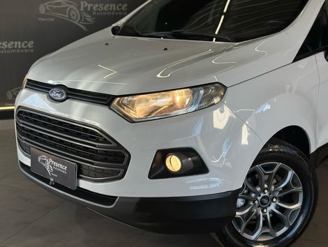 Ford EcoSport FREESTYLE 1.6 16V Flex 5p Aut.