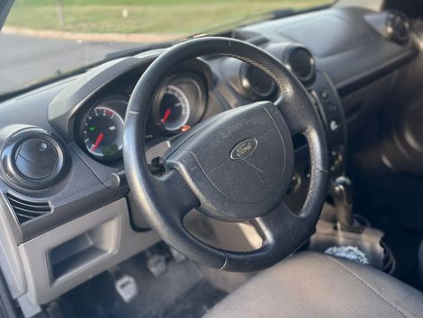 Ford Fiesta Sedan 1.0 8V Flex 4p