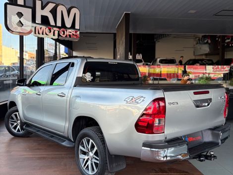 Toyota Hilux CD SRV 4x4 2.8 TDI Diesel Aut.