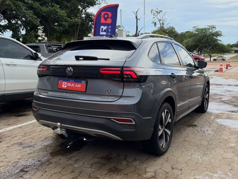 VolksWagen Nivus Highline 1.0 200 TSI Flex Aut.