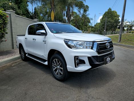 Toyota Hilux CD SRV 4x2 2.7 Flex 16V Aut.