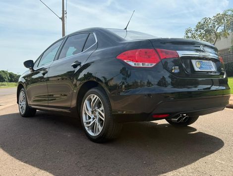 Citroën C4 LOUNGE Exclusive 1.6 Turbo 4p Aut.